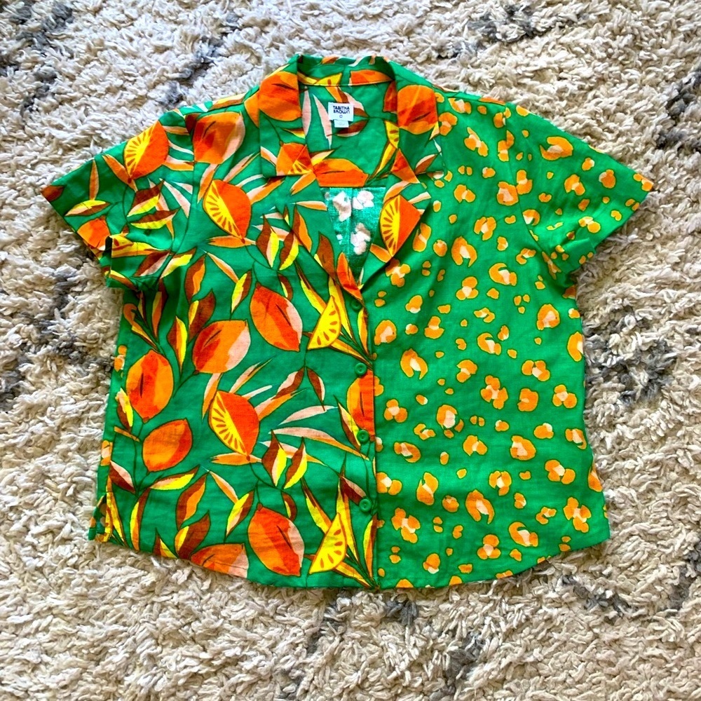 Linen Blend ~ Tropical ~ Leopard & Orange Button Down
Tabatha Brown for Target